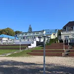 Szálloda Maerkisches Diensdorf-Radlow