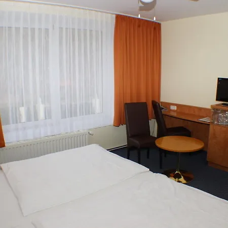 Hotel Maerkisches 4*