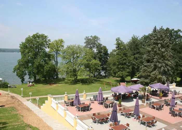 Maerkisches Hotel 4*